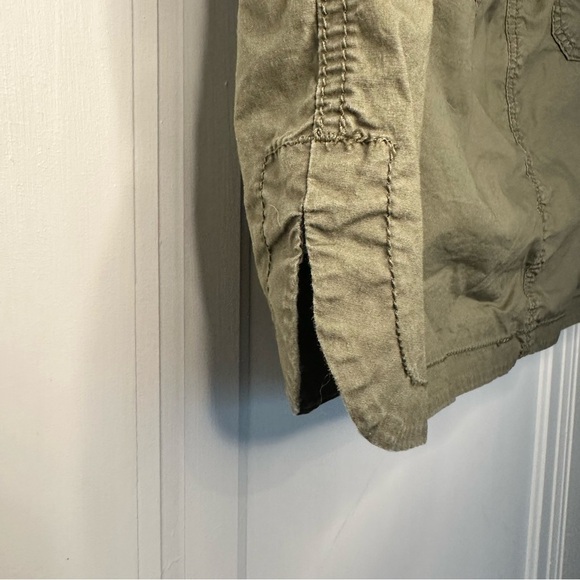Chico’s Pull-On Skort, Size 14 (2.5) army green - Picture 8 of 9